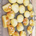 食いしん坊ペンギン's cooksnap of when they made 材料３つ　ビスケット風スコーン　HKM.