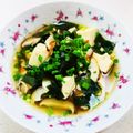 あっこ姉's cooksnap of when they made 簡単♪ 竹輪 豆腐 ワカメの お吸い物！.