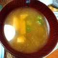 マキマキ913's cooksnap of when they made おくらと豆腐の味噌汁.