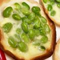 153m242's cooksnap of when they made 簡単アレンジ☆枝豆チーズのミニピザ.