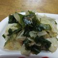 凪なぎ's cooksnap of when they made レンジで！キャベツとワカメの和え物.