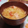 こともみ's cooksnap of when they made どっさり♪きゃべつとベーコンのお味噌汁.
