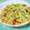 ふうはっちゃん's cooksnap of when they made 水菜ともやしと竹輪のオイマヨ炒め.