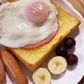 ☆あさ's cooksnap of when they made 天空の城ラピュタのパズー特製目玉焼きパン.