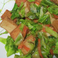 クック6DDPP8☆'s cooksnap of when they made 厚揚げと野菜のピリ辛マヨしょう油炒め.