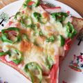 pokoぽん☆彡's cooksnap of when they made かにかまでシーフードピザ風チーズトースト.