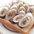 もすろー's cooksnap of when they made とろける♡チョコバナナトースト.