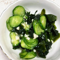 ☆yopipi's cooksnap of when they made カニ缶ときゅうりとワカメの酢のもの.