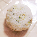 ダリア☆'s cooksnap of when they made 彩り美し✨ひろしのＷのごま胡麻おにぎり.