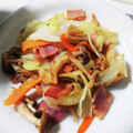 ぺしゃ's cooksnap of when they made 残り野菜とベーコンの炒め物.