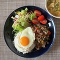 兼業主婦's cooksnap of when they made コスパ抜群アジアランチ♪簡単ガパオライス.