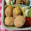 moruchama's cooksnap of when they made お弁当おかず☆レンジdeカラフル鶏団子♪.