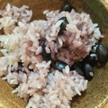 コロナで料理始めた人's cooksnap of when they made 炊飯器で簡単！黒豆ご飯♪黒豆が甘く美味♪.