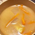 にこにこCook★'s cooksnap of when they made 大根とにんじんのみそ汁を簡単に！.