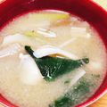 Emihann's cooksnap of when they made 免疫力アップ！舞茸小松菜の味噌汁.