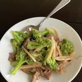 ミミポンタ's cooksnap of when they made 牛肉とブロッコリーのオイスターソース炒め.