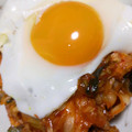 くむちん's cooksnap of when they made ご飯止まらんーっ！豚キムチと半熟目玉焼き.