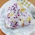 ＊なぁ＊'s cooksnap of when they made 絶品！たぬきおにぎりをゆかりと天かすで.