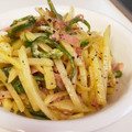雅翔ママ's cooksnap of when they made 簡単♪ベーコンとじゃがいものマヨポン炒め.