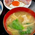 ルぴあ's cooksnap of when they made 舞茸と小松菜の味噌汁.