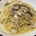 hush99's cooksnap of when they made パスタ☆塩鯖とシメジのペペロンチーノ.