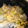 くまのまるちゃん's cooksnap of when they made 簡単！冷凍枝豆de豆まめご飯.