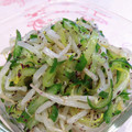 ナツ☆ママ's cooksnap of when they made もやしときゅうりのナムル風ゆかり和え.