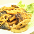 イエローバード's cooksnap of when they made 今日の夕食に♪サバと蓮根の照り焼き風炒め.