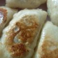 ｶｺﾏﾏ's cooksnap of when they made フライパンで焼き肉まん♡.