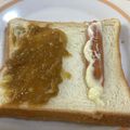 papikun's cooksnap of when they made m食パンDEまるごとソーセージ.