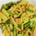 mi_co22's cooksnap of when they made アスパラとじゃがいもの和風カレー炒め.