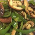 けいしゅ☆'s cooksnap of when they made ピーマンと椎茸の炒め煮.