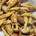 ✽sayan✽'s cooksnap of when they made しめじだけのバタポン炒め.
