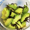 ★☆ayumin☆★'s cooksnap of when they made 簡単おつまみ♡アボカドの塩昆布ナムル.