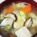 ＊れいぴん＊'s cooksnap of when they made 取れない野菜は味噌汁で(*˙˘˙*)ஐ.