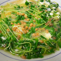 卯月のうさぎ２０１４'s cooksnap of when they made つゆだく～♪簡単！豆苗と天かすの卵とじ.