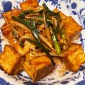 tomo_rico's cooksnap of when they made 簡単ヘルシー！厚揚げのサイコロステーキ丼.