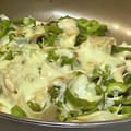 mamechii's cooksnap of when they made おつまみに☆舞茸とピーマンのチーズ焼き.