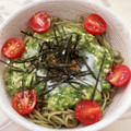 ちゃまたまご's cooksnap of when they made とろろとオクラのサラダそば～温玉のせ～.