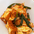 Maaron220's cooksnap of when they made 厚揚げとキムチの旨マヨ炒め.