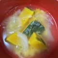 みょんとも's cooksnap of when they made かぼちゃと玉ねぎの味噌汁.
