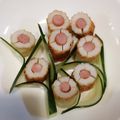 ムッチムチ's cooksnap of when they made 竹輪と かまぼこ 可愛いお花 飾り切り.