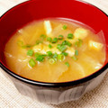 t0mt0mt0m's cooksnap of when they made キャベツとお揚げの味噌汁.