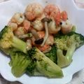 Hiちー's cooksnap of when they made ブロッコリーと海老の中華炒め.