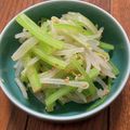 kirinda's cooksnap of when they made 簡単☆もやしとセロリのナムル.