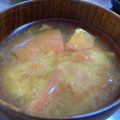 お塩と砂糖's cooksnap of when they made 簡単❤︎トマトの味噌汁.