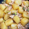 yysakura's cooksnap of when they made 残りの枝豆で。じゃがいもの鶏そぼろ煮.