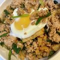 yu🐓's cooksnap of when they made ニラたくさんキムチそぼろ丼.