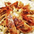 ダッフィーニーうに's cooksnap of when they made 羽根つき餃子.