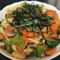 Rick_t's cooksnap of when they made つるむらさきの焼きうどん.